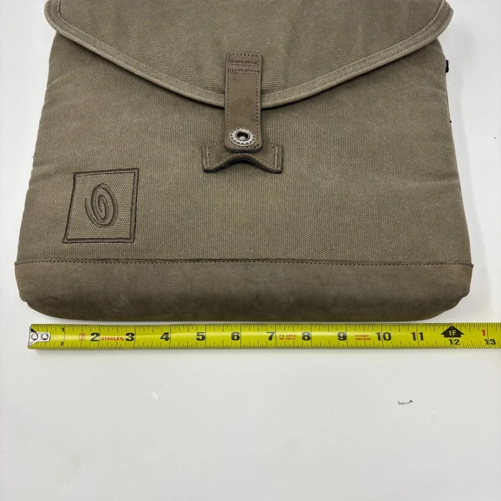 Timbuk2 Single‎ Speed Collection Canvas Laptop Sleeve Case Olive Green Corduroy
